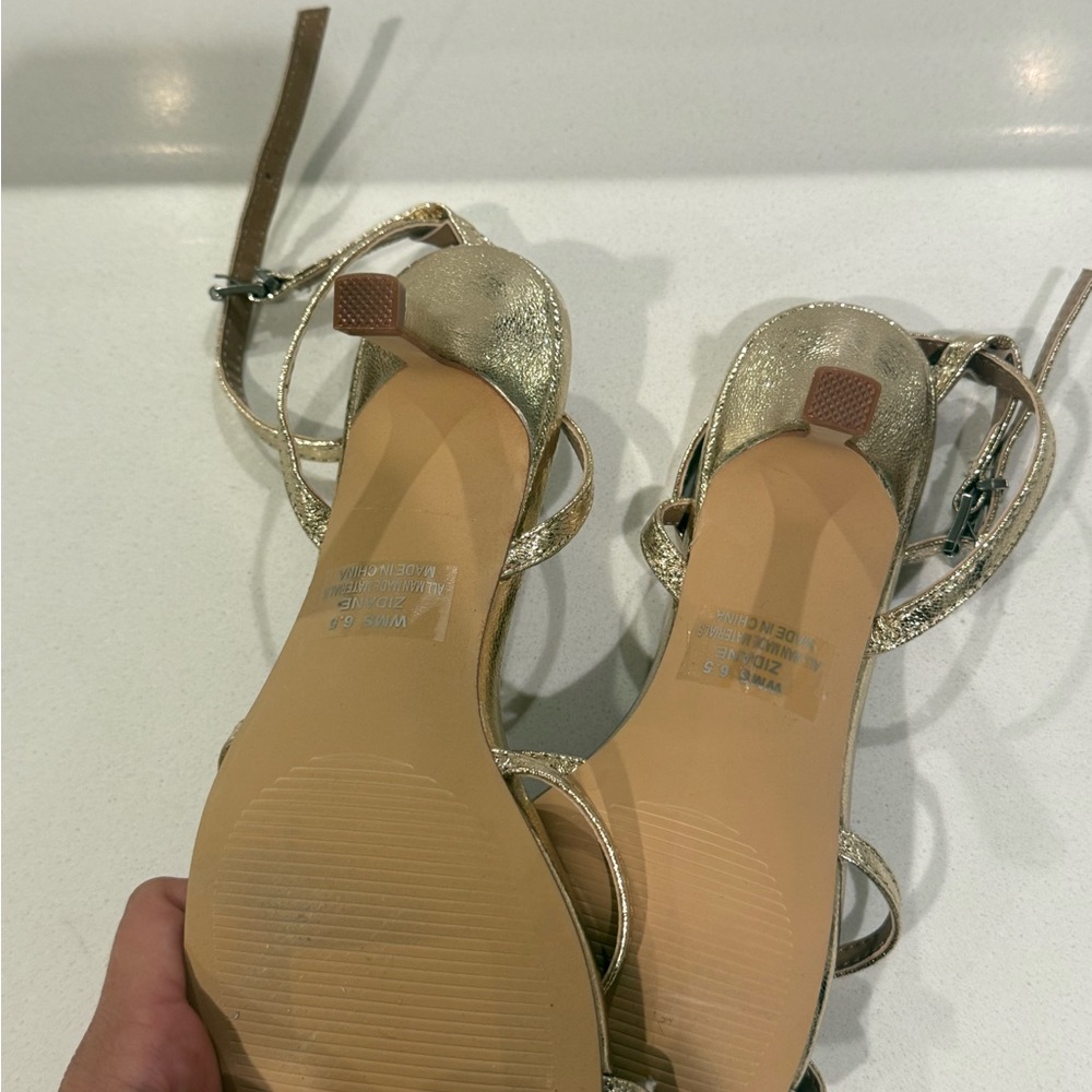 Dolce Vita Gold Heels with Bows - Picture 8 of 10